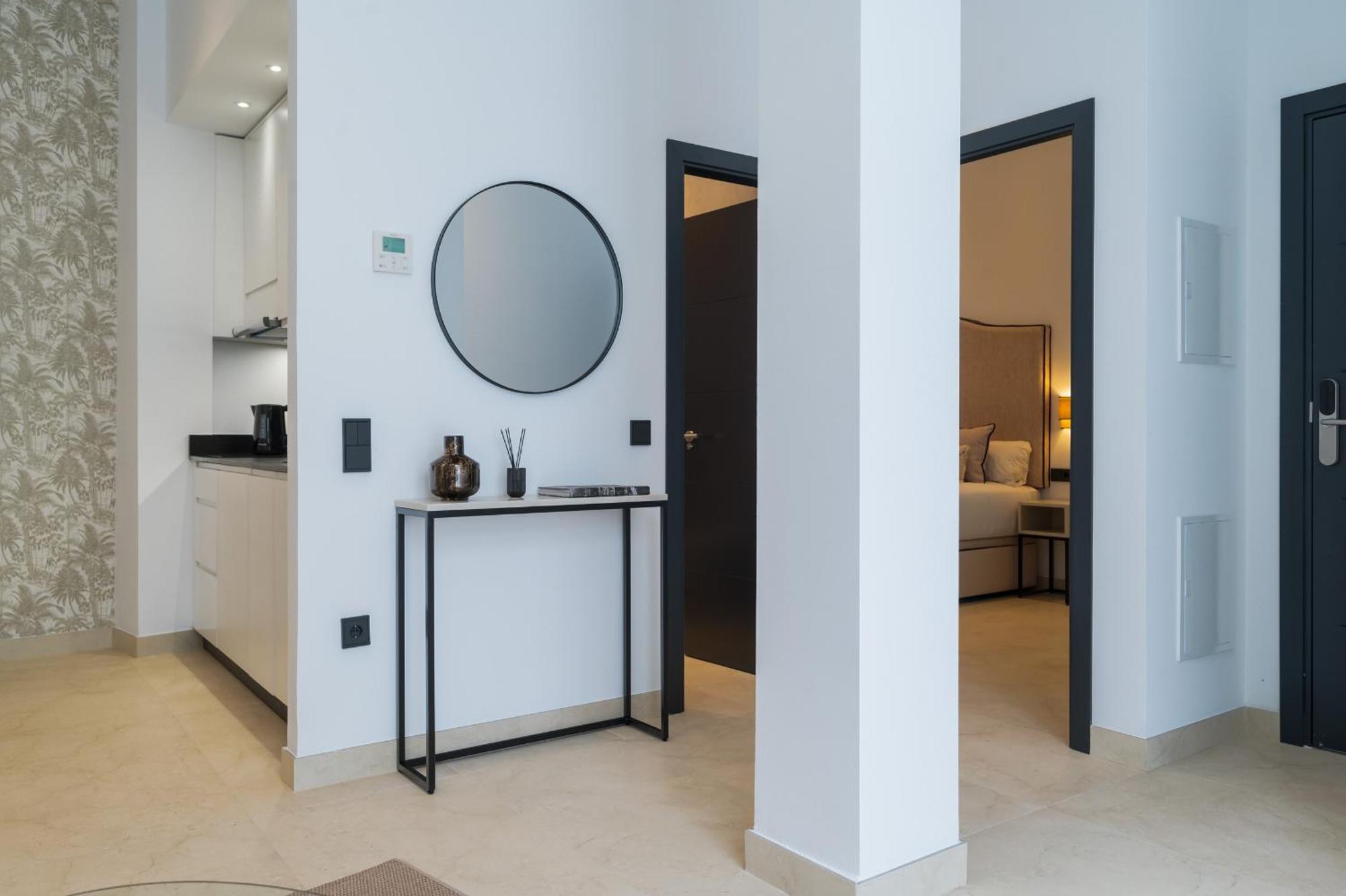 New Design Apartment - Private Patio - Gallos 2 Seville Exterior photo